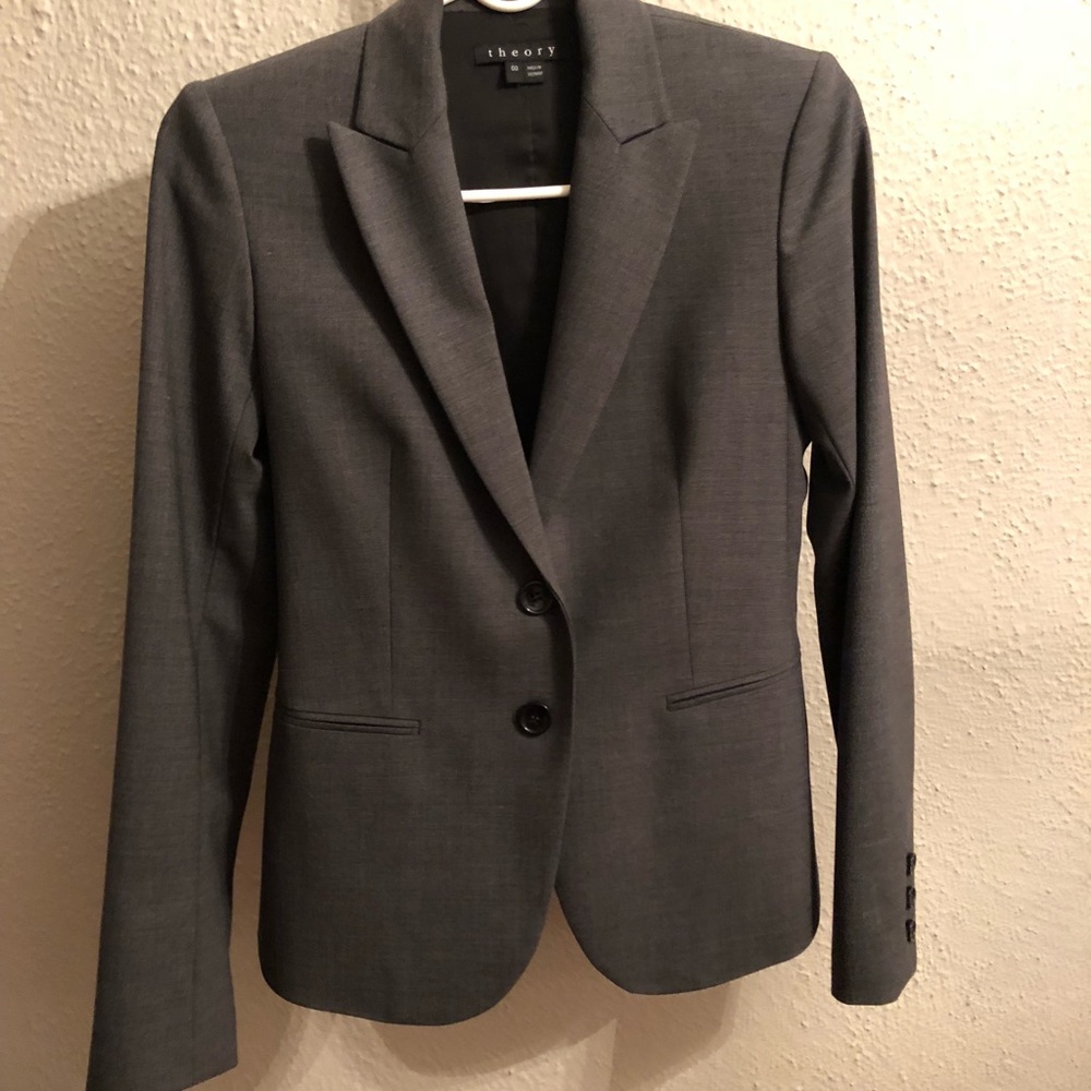Theory Charcoal Gray Nichelle Style Blazer